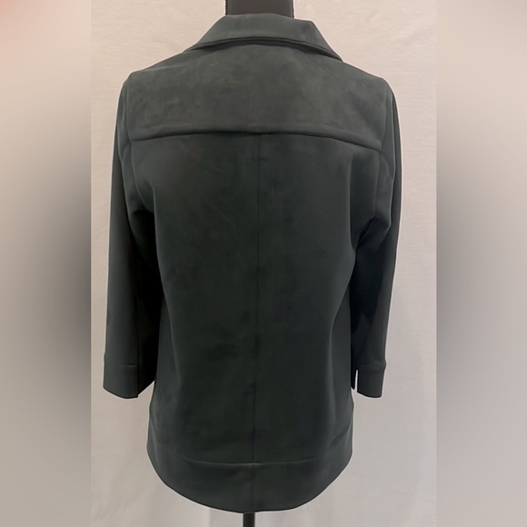 Tuckernut faux suede forest green tunic - Picture 3 of 7